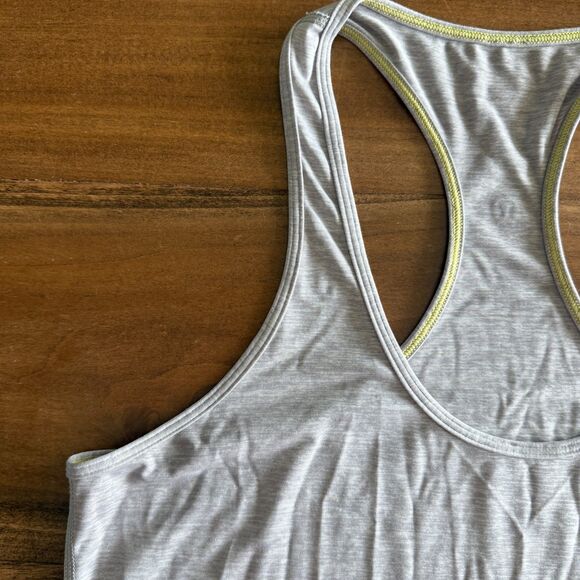 Lululemon Gray Racerback Athletic Tank Women's 12 - Picture 3 of 8